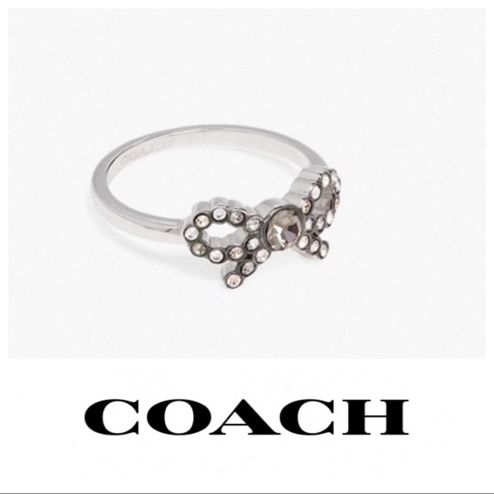 Coach Sparkling Crystal Silver Bow Ring  gc7